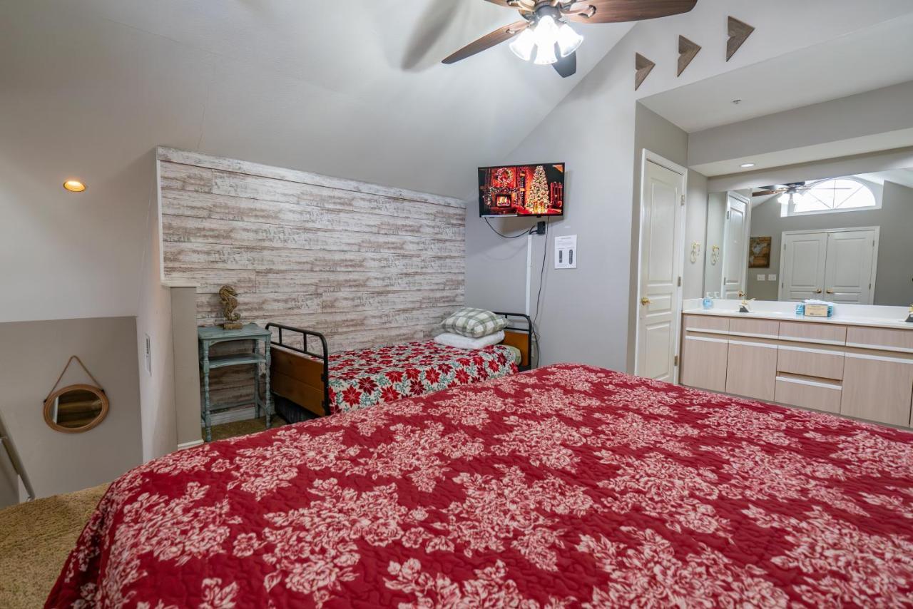 3Br With Loft - Near The Strip - Free Attraction Tickets Included - Fw2-6 Villa แบรนสัน ภายนอก รูปภาพ